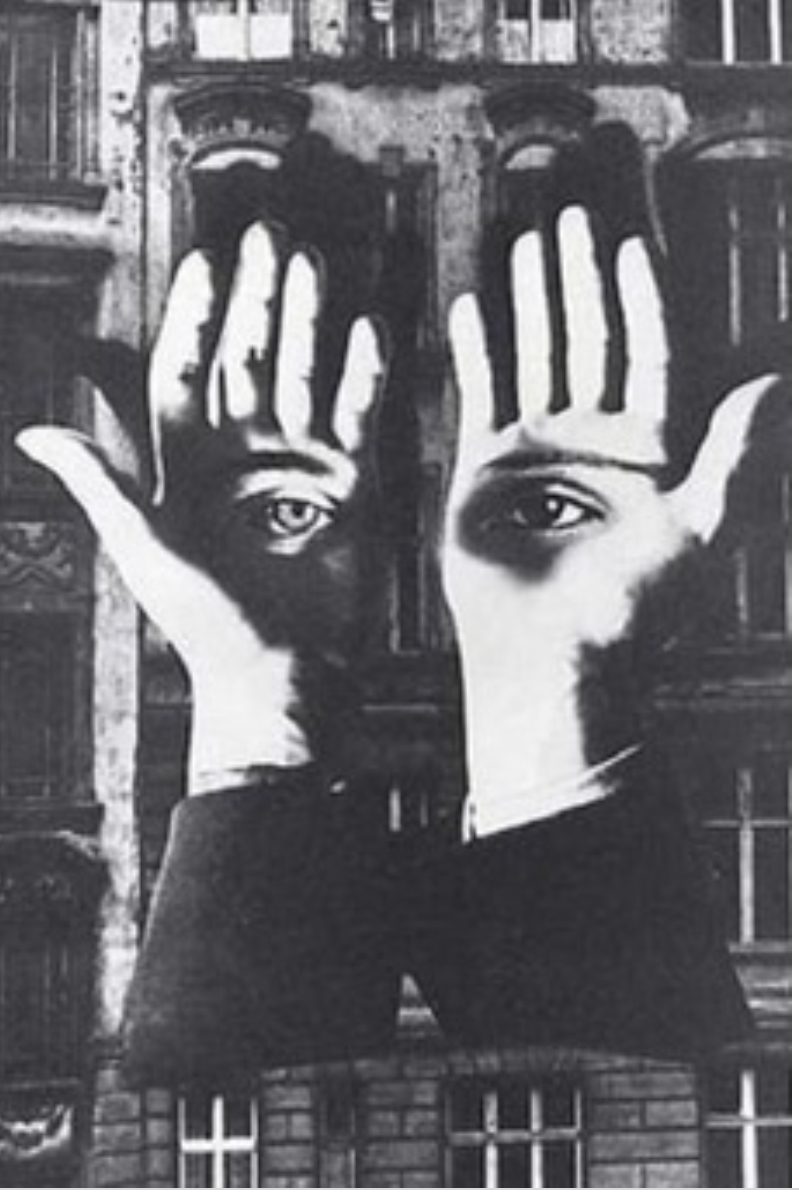 Seeing Hands