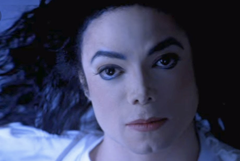 Michael Jackson: Ghosts