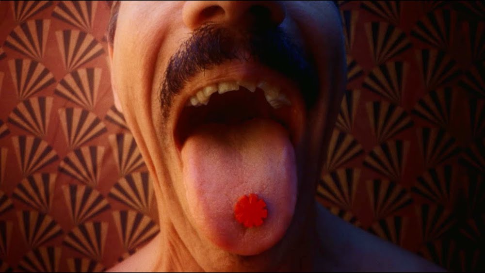 Red Hot Chili Peppers: Tippa My Tongue
