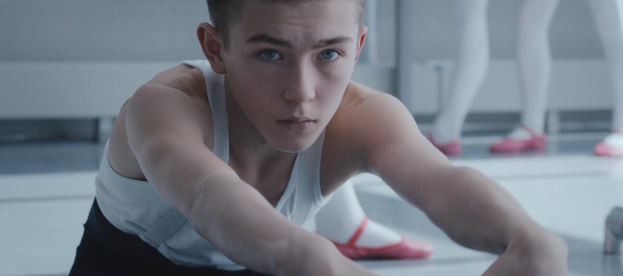 Oh Land: Cherry on Top