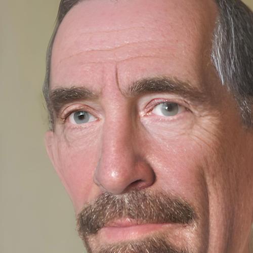 Pete Postlethwaite